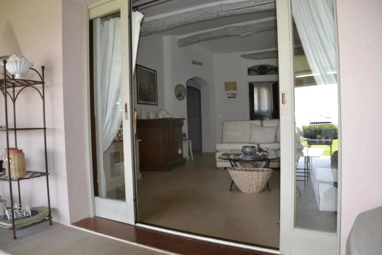 Villa La Nicchia Арцакена Италия